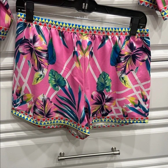 Tropical Pink and Green Two-Piece Set - Picture 4 of 6